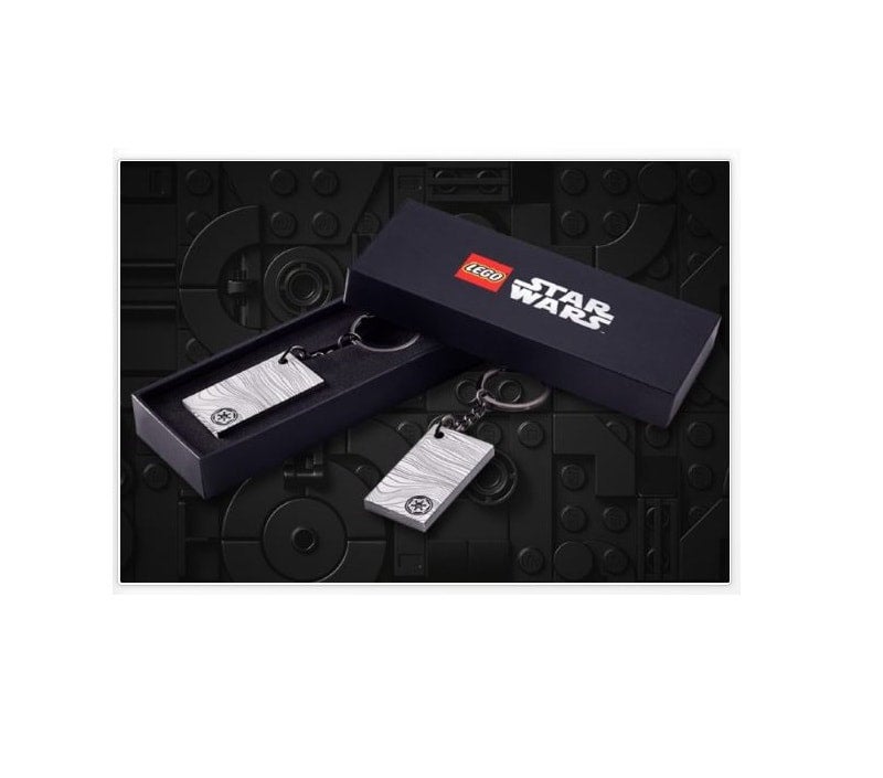 LEGO® 5007403 Star Wars™ The Mandalorian™ Beskar Key Chain