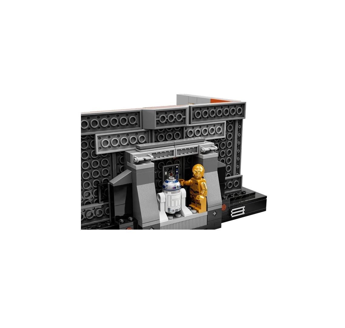 LEGO® 75339 Star Wars™ Death Star Trash Compactor Diorama