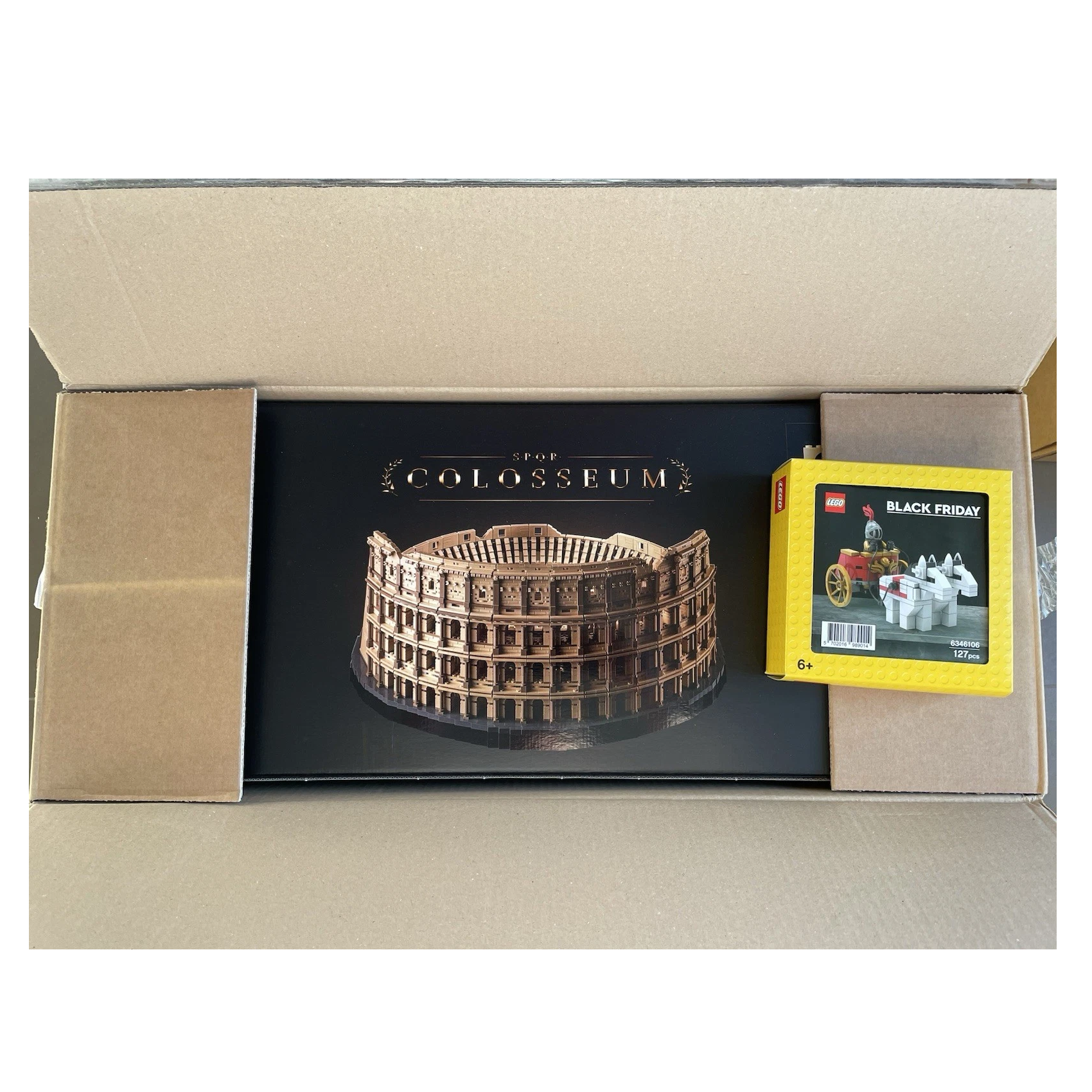 LEGO® 10276 Icons Colosseum + LEGO® 6346106 Roman Chariot